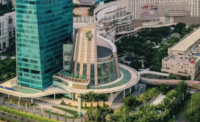 5 Tempat Hits di Mall Central Park: Ada Spot Nyantai hingga Pacu Adrenaline