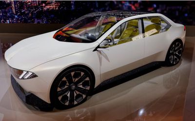 BMW Turunkan Harga Demi Bersaing dengan Mobil Listrik di China
