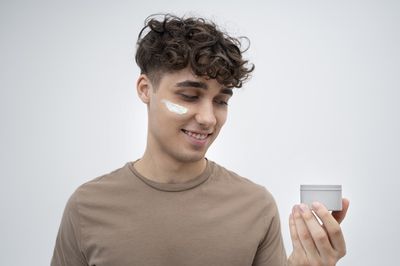 Jangan Salah Pilih! Ini Bedanya Sunscreen Physical vs Chemical yang Wajib Kamu Tahu