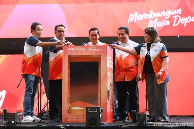 Bank Jakarta Resmi Go Internasional! Kartu Debit Visa Bisa Dipakai di 200 Negara, Pramono Anung Singgung Rencana IPO
