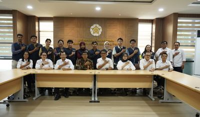 Dari 90 Pendaftar, Fisipol UGM Kirim 12 Mahasiswa Relawan Rehabilitasi Pendidikan ke Aceh