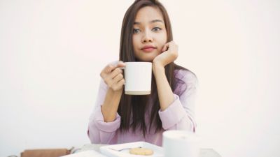 Makanan yang Mengganggu Tidur: Hindari Untuk Kesehatan Lebih Baik