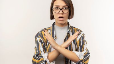 Kesalahan Umum dalam Komunikasi yang Dapat Mengancam Hubungan Interpersonal