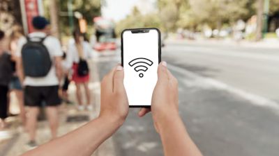 Risiko Keamanan dalam Penggunaan WiFi Publik dan Pentingnya VPN