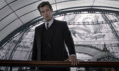 Fakta dan Rumor James Bond Terbaru: Benarkah Callum Turner Jadi Agen 007 Terbaru?