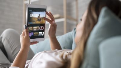 Mengelola Waktu Layar: Kunci Kesehatan di Era Digital