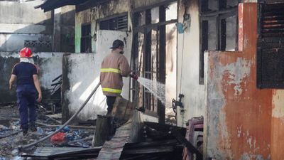 Kebakaran Neusu Jaya: Tiga Rumah Kopel Ludes, Tak Ada Korban Jiwa