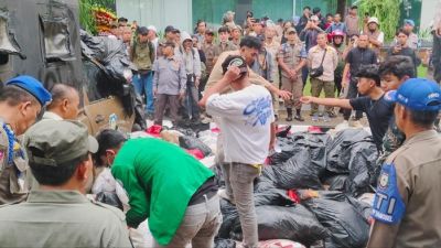Pemkot Tangsel Berkomitmen Perbaiki Pengelolaan Sampah Setelah Aksi Demonstrasi Mahasiswa