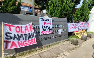 Janggal: Hanya Sampah Dari Tangsel Yang Ditolak ke TPAS Cilowong