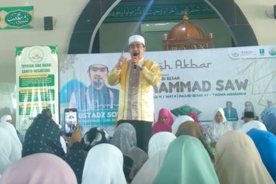 Ustaz Solmed Safari Dakwah ke Wajo, Hadiri Tabligh Akbar Peringatan Isra Mi raj di 2 Lokasi