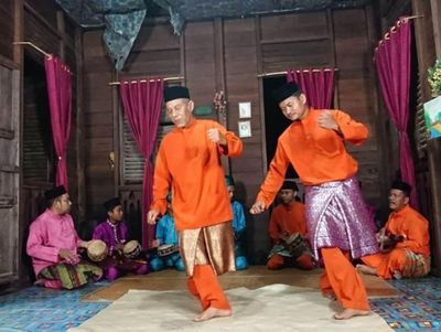 Di Balik Gerak Sopan Zapin Riau, Tersimpan Sejarah dan Nilai Islam Melayu