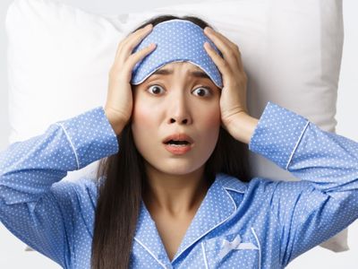 Sering Tersentak Kaget Saat Tidur? Itulah Hypnic Jerk, Yuk Kenali Penyebab dan Solusi Mengatasinya!