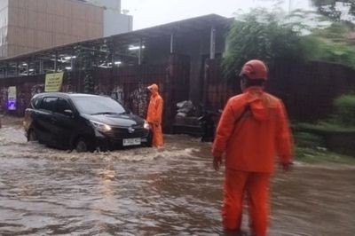 Sejumlah Wilayah di Jakarta Terendam Banjir di Senin Pagi