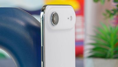 Apple Dirumorkan Sedang Menyiapkan Peningkatan Baterai dan Kamera pada iPhone Air