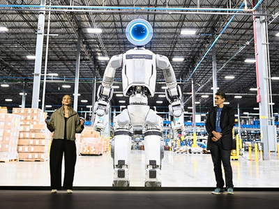 Hyundai Pamer Strategi AI Robotics di CES 2026, Robot Jadi Partner Manusia