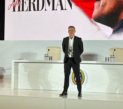John Herdman Beberkan Cara Satukan Pemain Diaspora dan Lokal di Timnas Indonesia