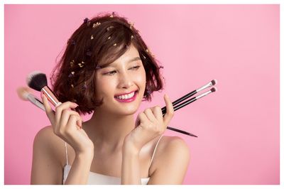 6 Tips Make Up Anti Crack Biar Tetap Flawless, Tanpa Setting Spray!