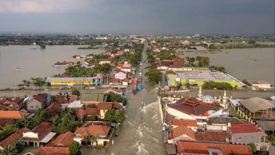 Banjir Menghantam Kudus: Ribuan Warga Terpaksa Mengungsi Akibat Cuaca Ekstrem