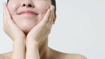 Alasan Kuat Konsultasi dengan Dokter Kulit Sebelum Mencoba Produk Baru