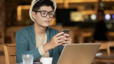 Dampak Budaya Digital dalam Kehidupan Sehari-hari