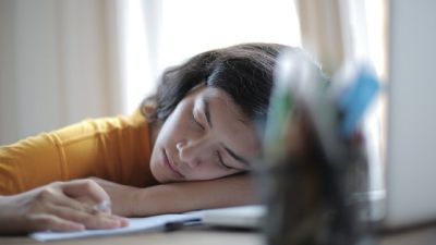 Kenali Tanda Tubuh Kekurangan Vitamin D dan Dampaknya