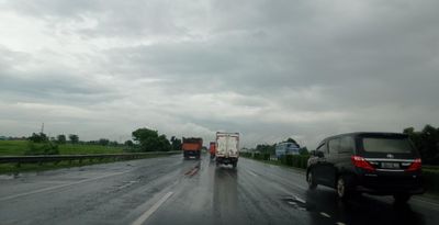 ASTRA Tol Tangerang-Merak Siaga Hadapi Cuaca Ekstrem