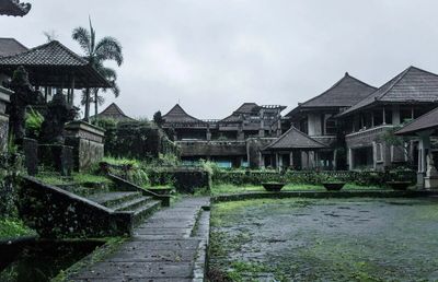 Di Balik Pesona Bali, Tersimpan Kisah Mistis dan Tempat Angker yang Melegenda