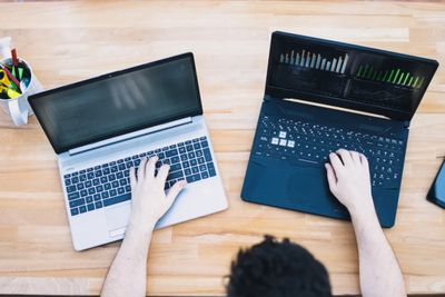 Perbedaan Chromebook dan Laptop: Pahami Dulu Sebelum Beli!