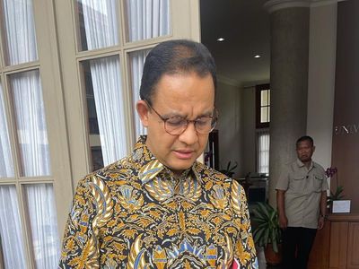 Hadiri Pengukuhan Guru Besar UGM Arifin Uceng , Ganjar Sebut Pidatonya Gizi Enak, Anies Tekankan Kewarasan Demokrasi