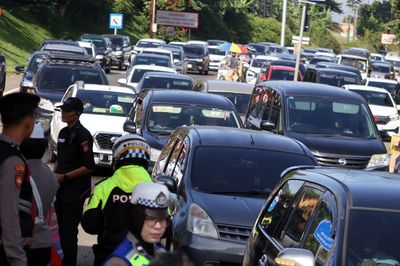 16 Januari Long Wekend, Rekayasa Lalin Mulai Diterapkan di Jalur Puncak Bogor
