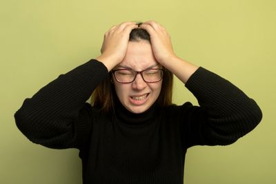 Mengenal Brain Zaps: Sensasi Kejut di Otak yang Sering Muncul saat Hentikan Antidepresan