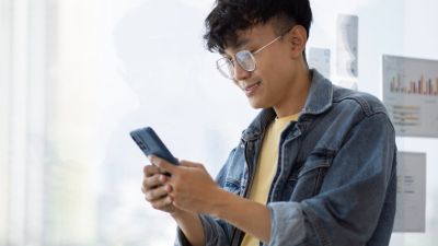 Mengapa Smartphone Menjadi Bagian Tak Terpisahkan dari Hidup Kita?