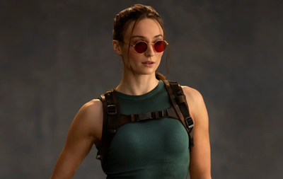 Sophie Turner Berubah Jadi Lara Croft untuk Series Reboot Sang Karakter