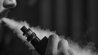 Risiko Kesehatan Tersembunyi dari Penggunaan Vape