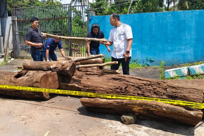 Polres Kuningan Tetapkan Lima Tersangka Dugaan Pembalakan Liar di TNGC