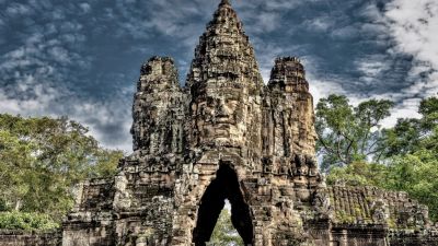 Angkor Wat: Simbol Kejayaan Kekaisaran Khmer dan Warisan Budaya Kamboja