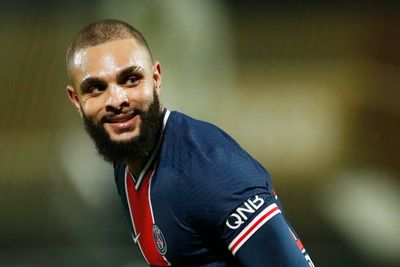 Persib Bandung Dekati Layvin Kurzawa, Mantan Bek PSG Siap Berkarier di Liga Indonesia?