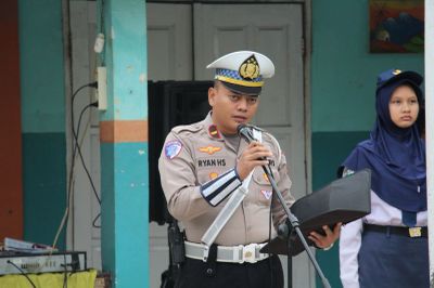 Dukung Pendidikan Berkarakter, Polres Purwakarta Dorong Budaya Ngabring dan Keselamatan Pelajar
