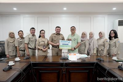 Perkuat Garda Terdepan di Bulan K3, Pemkot Jakarta Utara Terima Donasi 1.000 APD dari Rider Group