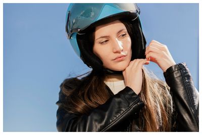 9 Cara Mengatasi Rambut Lepek Akibat Sering Pakai Helm, Dijamin Lebih Fresh dan Bervolume!