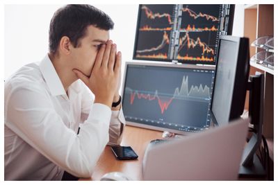 Saham Suspend: Ketika Perdagangan Dihentikan Sementara dan Bikin Investor Deg-degan