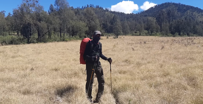 Persiapan Naik Gunung? Simak Panduan Lengkap Peralatan Wajib Buat Pendaki Pemula!