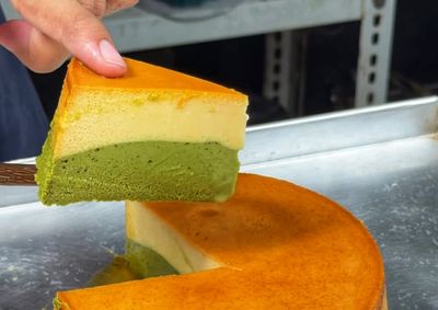 Cheesecake Matcha Meledak di Awal 2026. Ini Alasan Orang Rela Antre