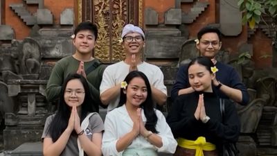 Cowok Ini Cerita Tentang Circle Pertemanan Enam Agama di Lima Tempat Ibadah, Harmoni Bak Kemenag