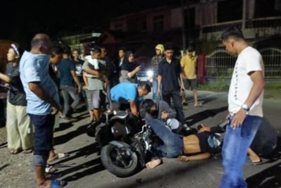 Traffic Light Rusak Picu Kecelakaan di Bone, Pemotor Remaja Tabrak Truk hingga Luka Serius