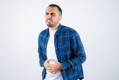 6 Tips Mencegah Maag Kambuh saat Puasa agar Perut Tetap Nyaman