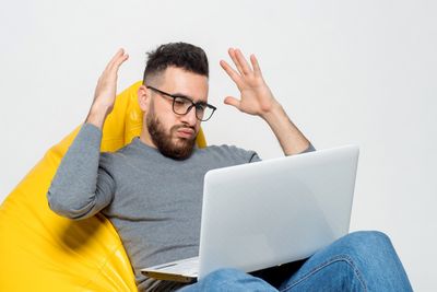 Laptop Ngelag Bikin Emosi? Ini Penyebab dan Cara Mengatasinya