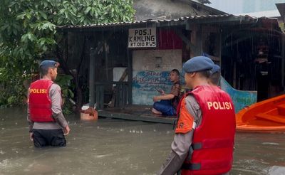 Jakarta Mulai Tergenang, Polda Metro Jaya Kerahkan Pasukan