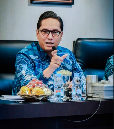 Rico Waas Minta PUD Pasar Medan Dikelola Profesional dan Transparan