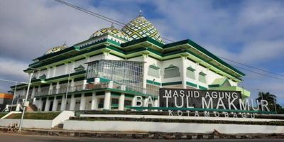 Masjid Agung Baitul Makmur, Masjid Terbesar di Sulawesi Utara